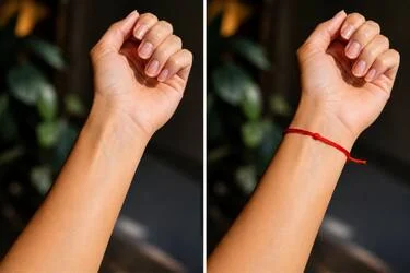 La pulsera roja actúa como un símbolo de protección frente a las malas energías y las influencias negativas. (Foto: ChatGPT)